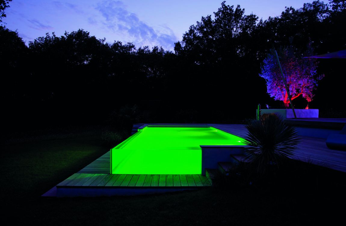 piscine semi enterre couleur