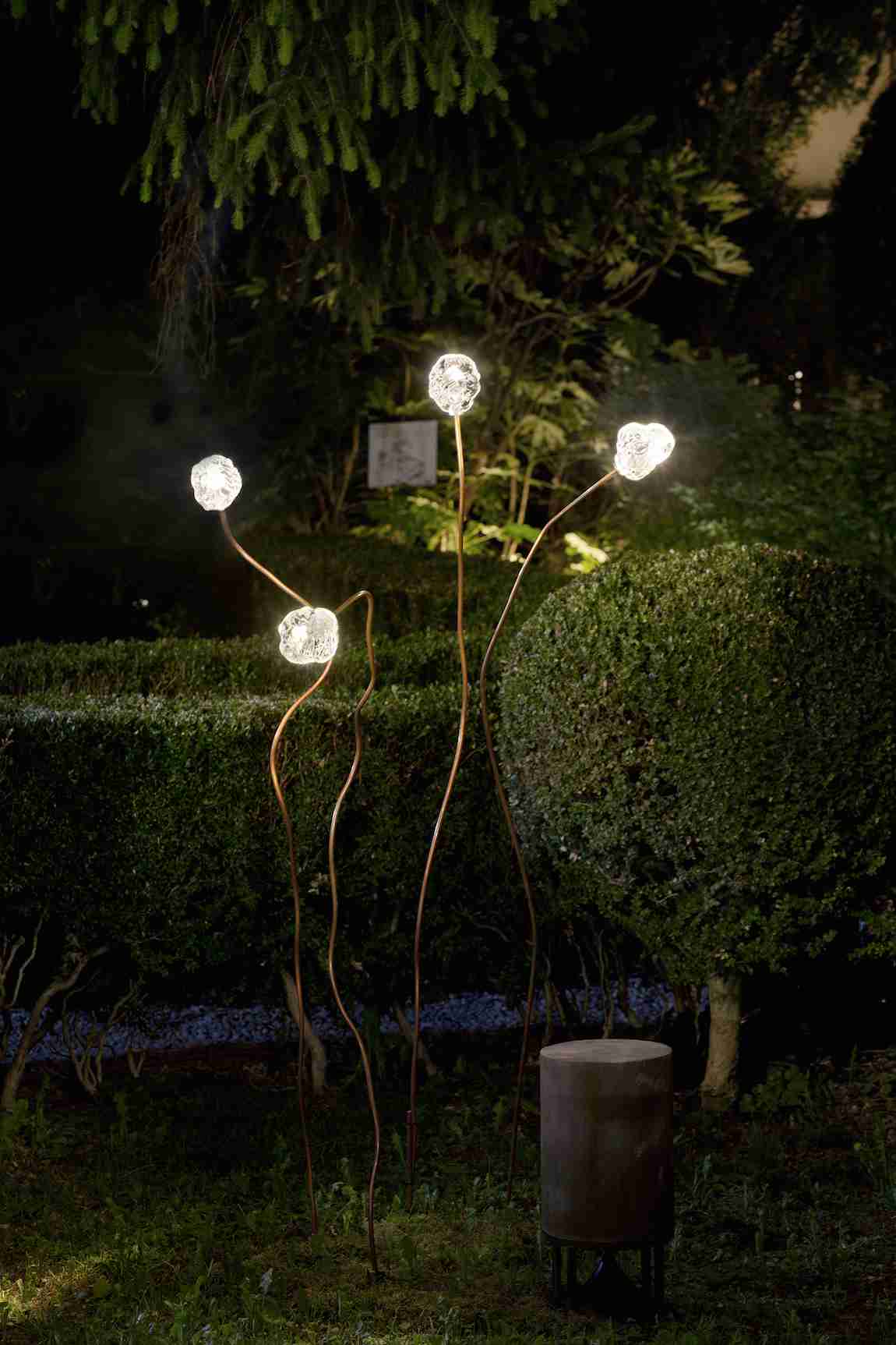 catellani et smith pour la collection lumiere outdoor catellani et smith pour la collection lumiere outdoor