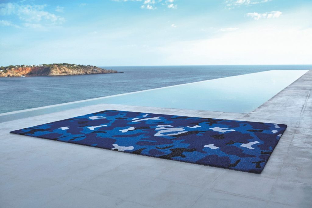 tapis outdoor camouflage bleu
