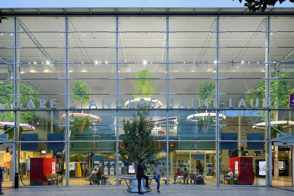 alexis tricoire gare angers